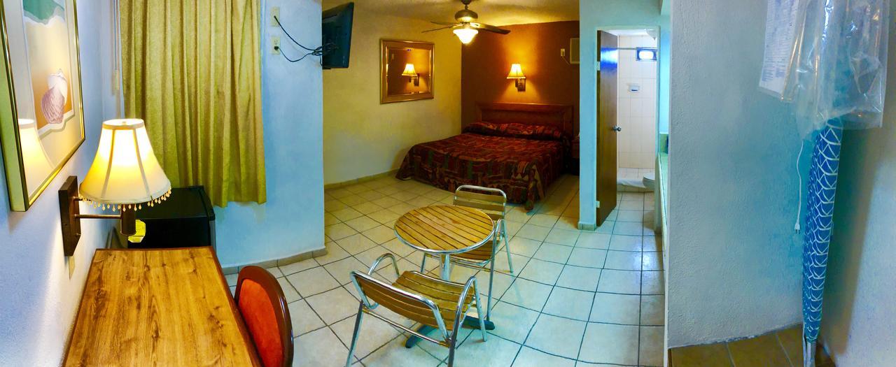 Hotel Posadas Del Ryal Сьюдад-Конститусьон Экстерьер фото