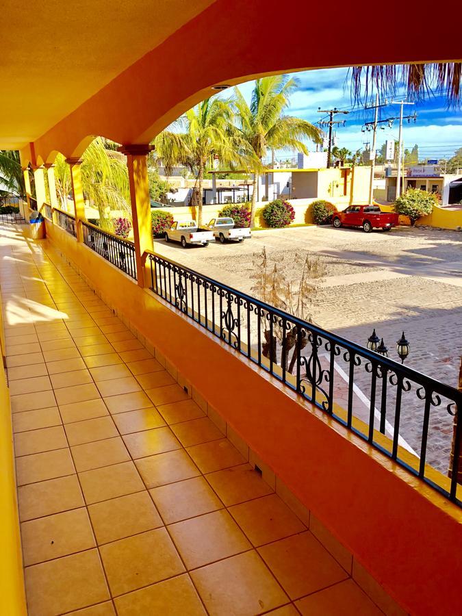 Hotel Posadas Del Ryal Сьюдад-Конститусьон Экстерьер фото