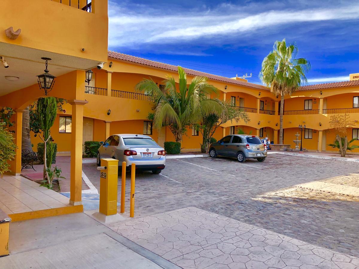 Hotel Posadas Del Ryal Сьюдад-Конститусьон Экстерьер фото