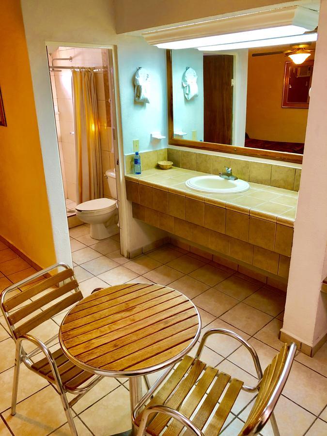 Hotel Posadas Del Ryal Сьюдад-Конститусьон Экстерьер фото