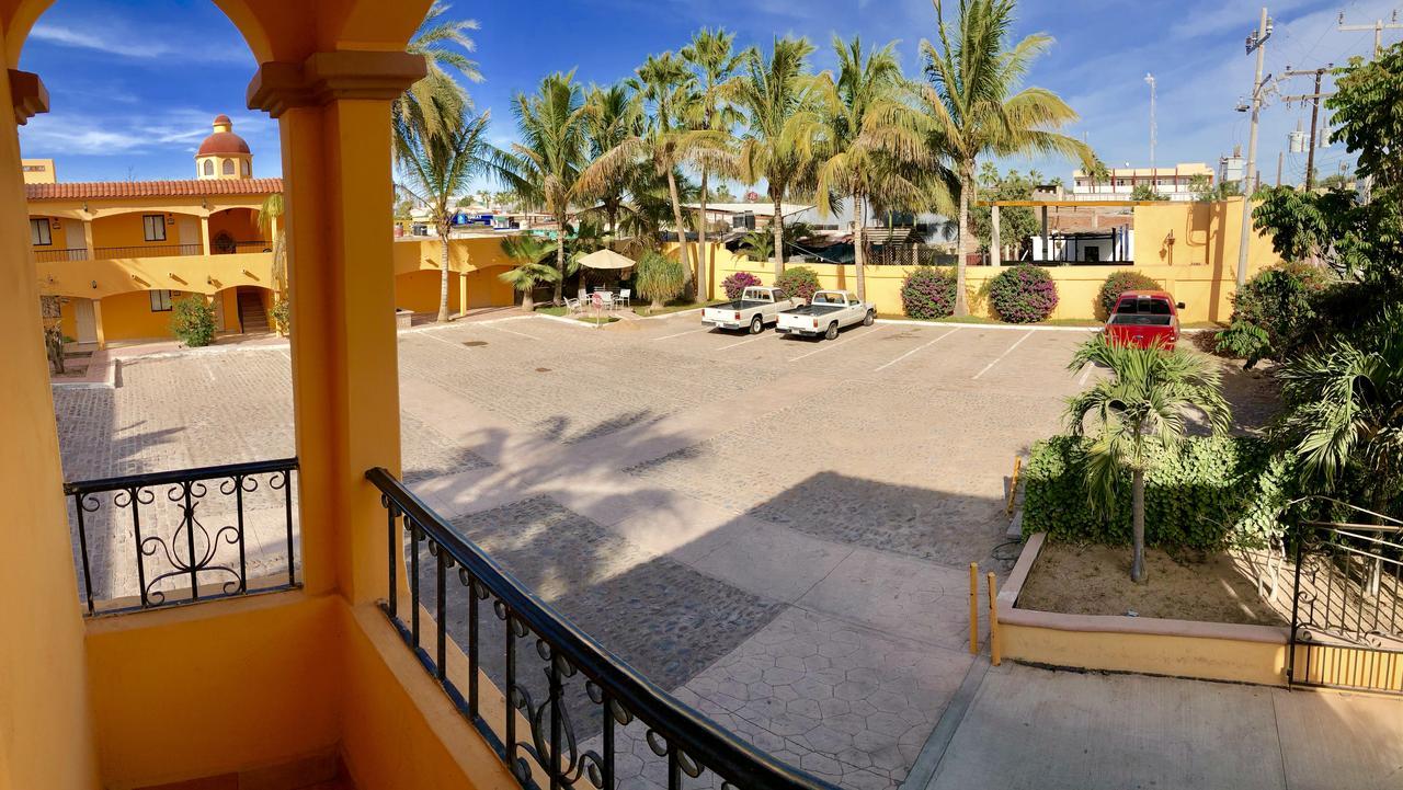 Hotel Posadas Del Ryal Сьюдад-Конститусьон Экстерьер фото